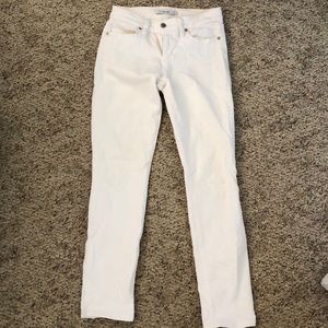 White Joes jeans. Size 25